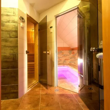 Dom Pod Wilczyncem Строне-Слёнске