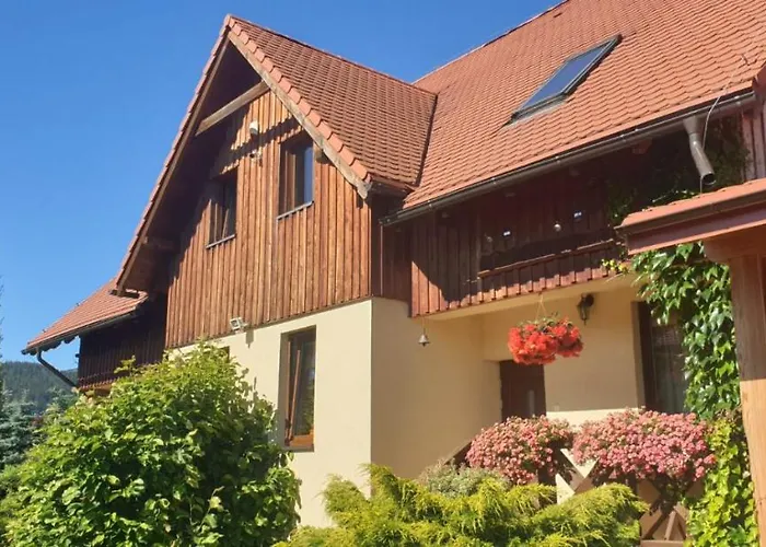 Holiday home Dom Pod Wilczyncem *